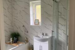 bathroom-min-1